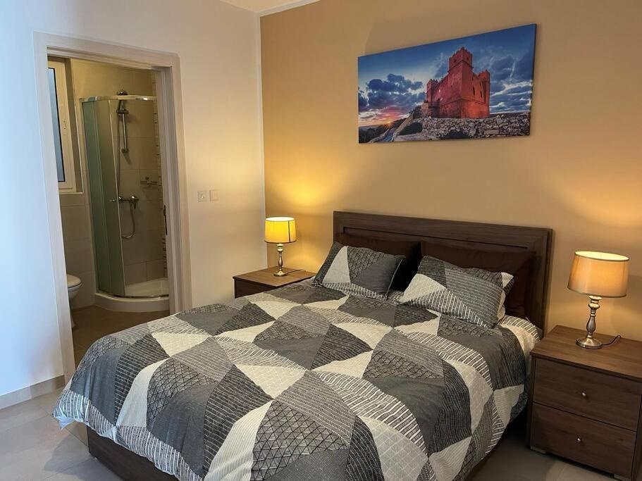 Mediterranea 2 Bedroom Smart Apartment St. Paul's Bay Bagian luar foto